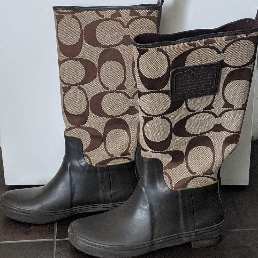 Coach rain boots size 6 US